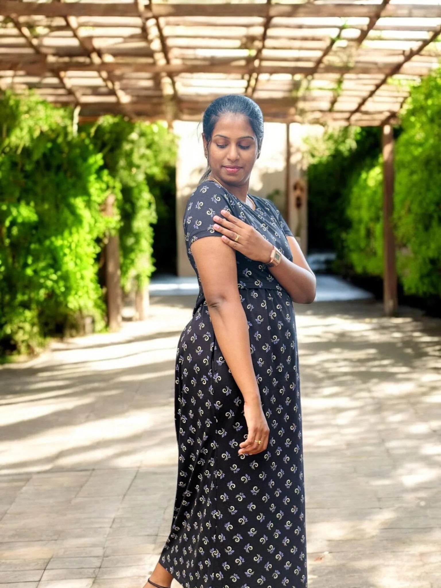 Black Floral feeding lounge maxi