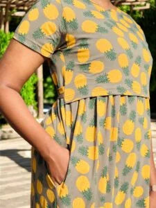 Pineapple feeding lounge maxi