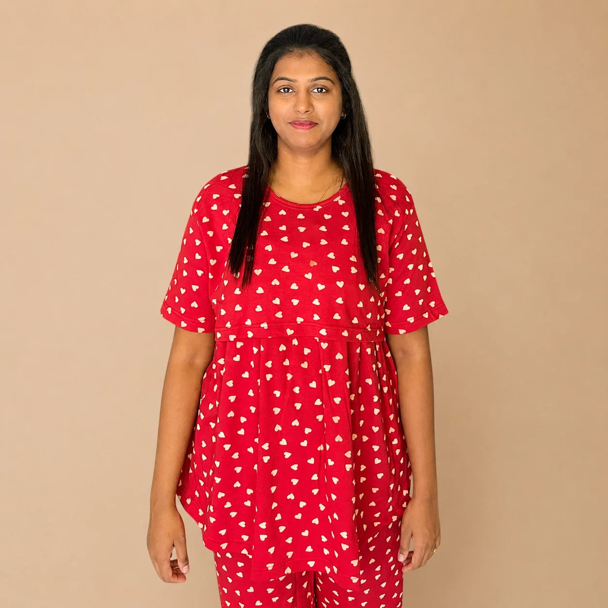 Little red hearts feeding lounge co-ord